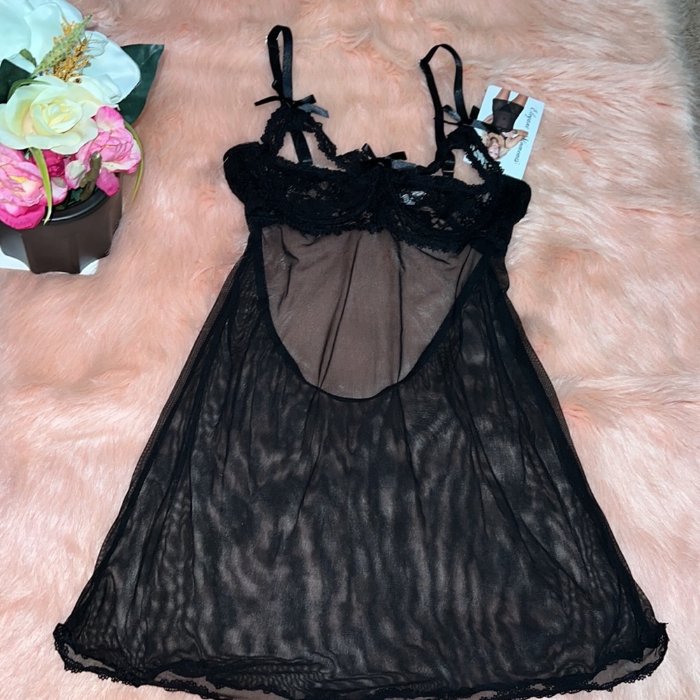 Elegant Moments Size L Color: Black